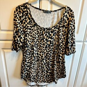 Leopard Print Scoop Neck Blouse in Tan & Black